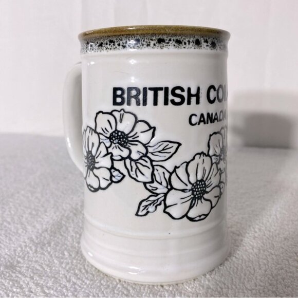 Vintage Capilano Vancouver British Columbia Canada Ceramic Stoneware Mug - Picture 1 of 13
